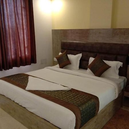 Hotel Broadway New Delhi Luaran gambar